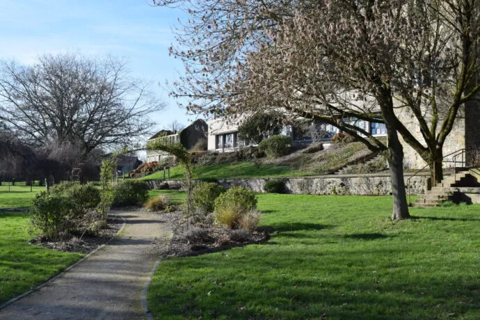 découvrez comment investir dans une ferme en bretagne en 2025 : conseils, astuces et opportunités pour un investissement rentable et durable dans l’agriculture bretonne.