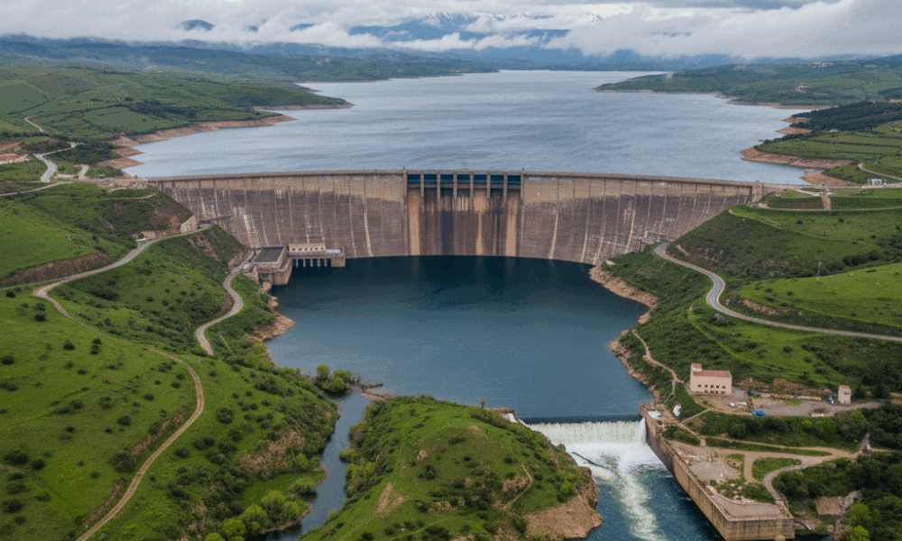 découvrez comment les récentes précipitations ont renforcé les barrages du maroc, reconstituant une réserve d'eau essentielle pour le pays et son développement durable.