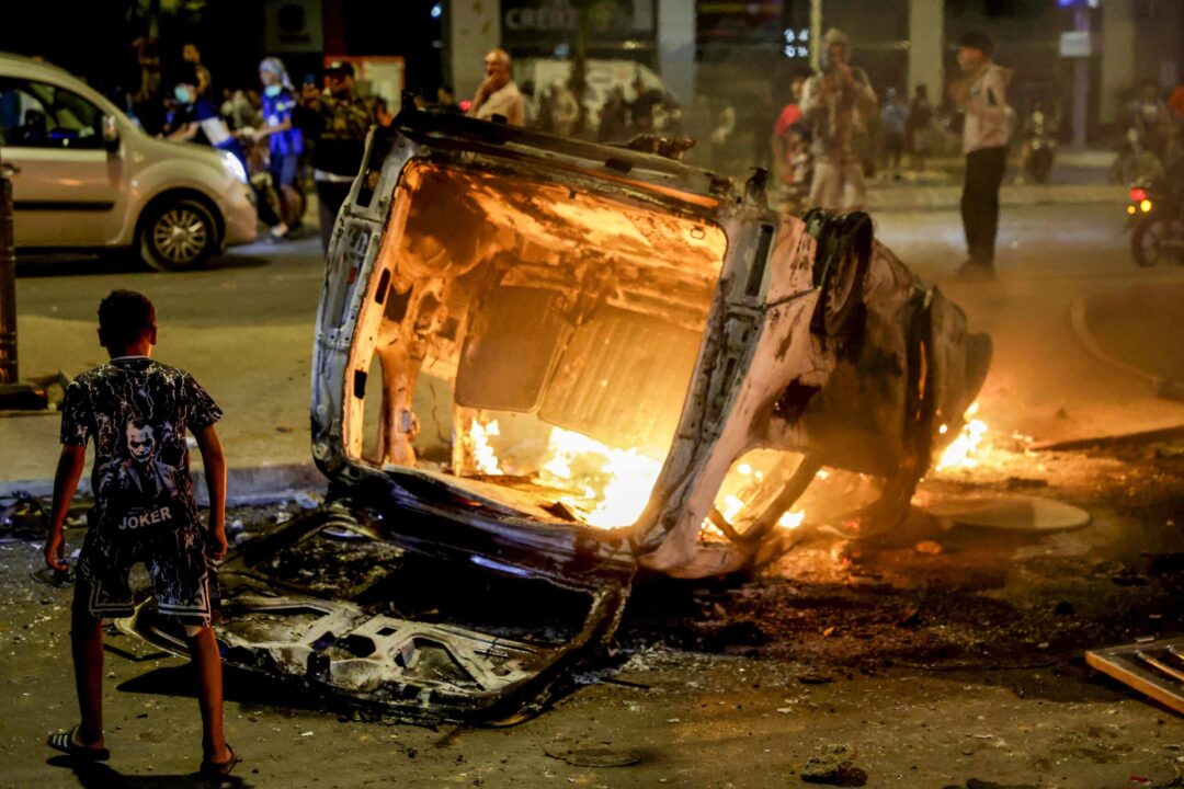 découvrez comment les sanctions sont perçues et vécues par la génération z au maroc. analyse des impacts, opinions et stratégies d'adaptation de cette jeune génération face aux mesures disciplinaires.