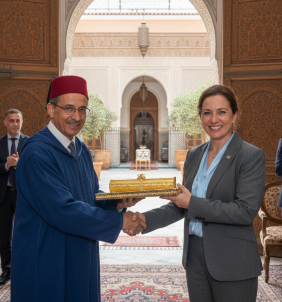 le maroc honore un chercheur israélien pour son rôle essentiel dans la promotion du dialogue interculturel et la compréhension mutuelle entre les peuples.