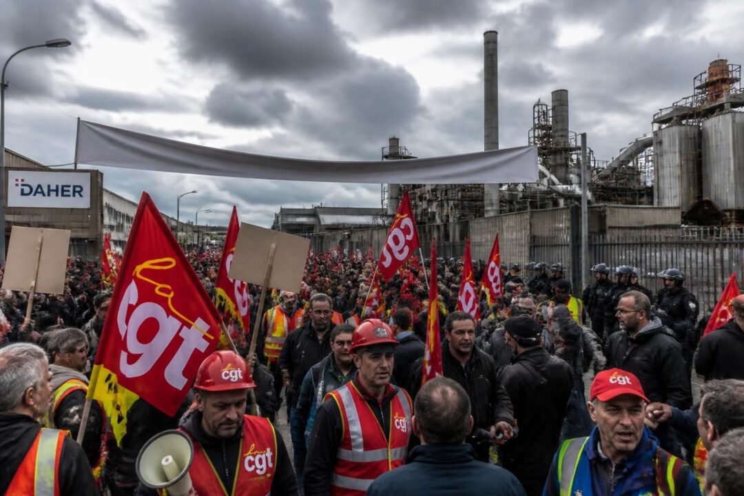 daher louey en pleine agitation : la cgt lance une grève pour protester contre le risque de délocalisation de la production vers le maroc, mettant en lumière les tensions sociales et économiques.