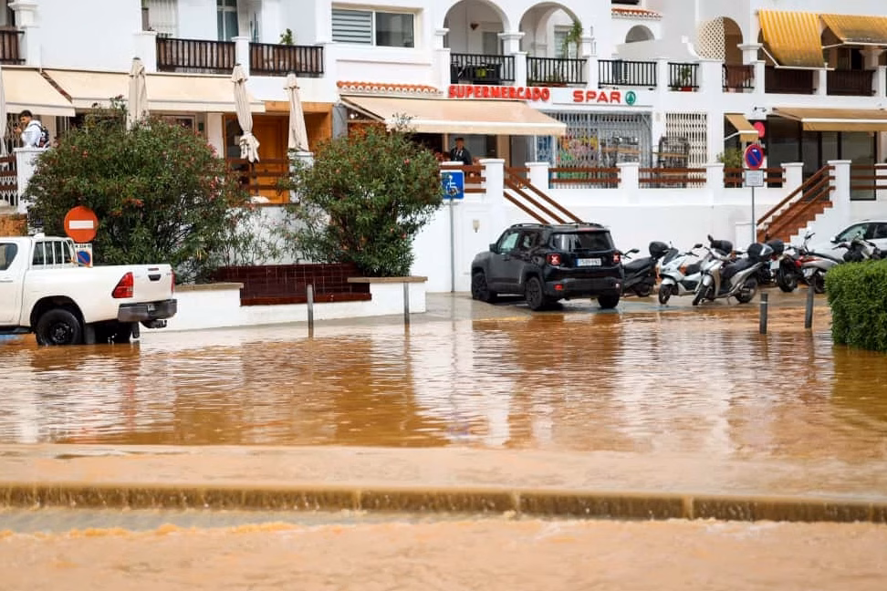 Météo au Maroc : samedi sous le signe de fortes pluies, chutes de neige et rafales violentes
